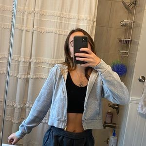 Brandy Melville Cropped Zip up Hoodie